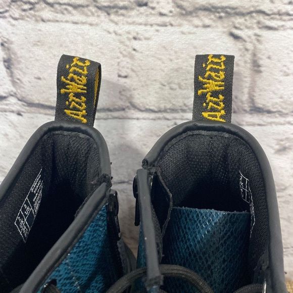 Dr Martens Delaney Blue Python Print Combat Boots Size 3/34 - Picture 7 of 10